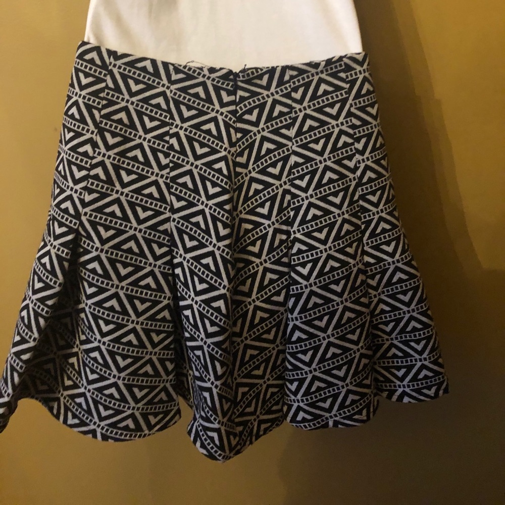 Francescas new with tags black white skirt